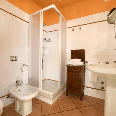 Casa di campagna Amalia Cascina In Langa Monforte dʼAlba