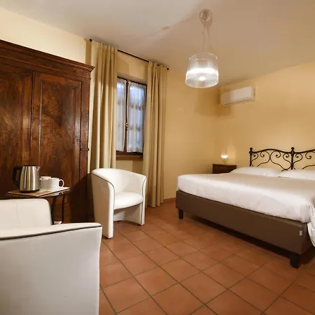 Amalia Cascina In Langa Casa rural